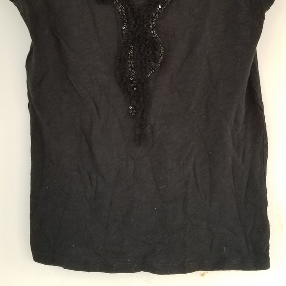 Embellish V neck tee - Picture 2 of 2